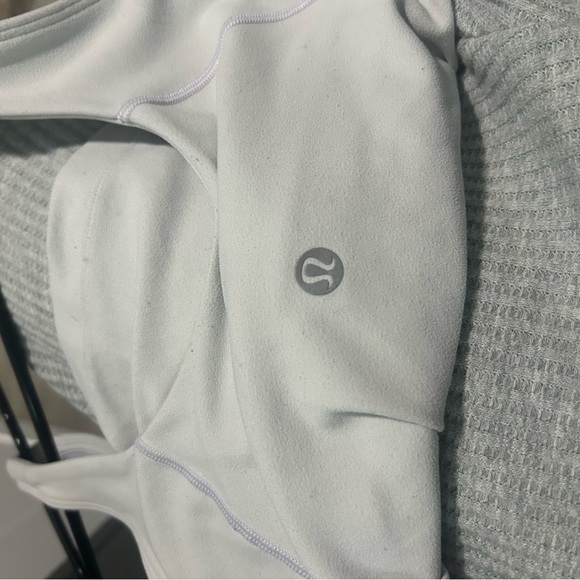 Lululemon Light Purple/ White Cropped Align Tank Top - Picture 3 of 3